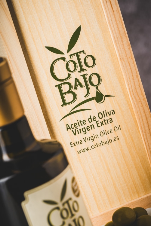 arbequina-aceite-de-oliva-virgen-extra-coto-bajo