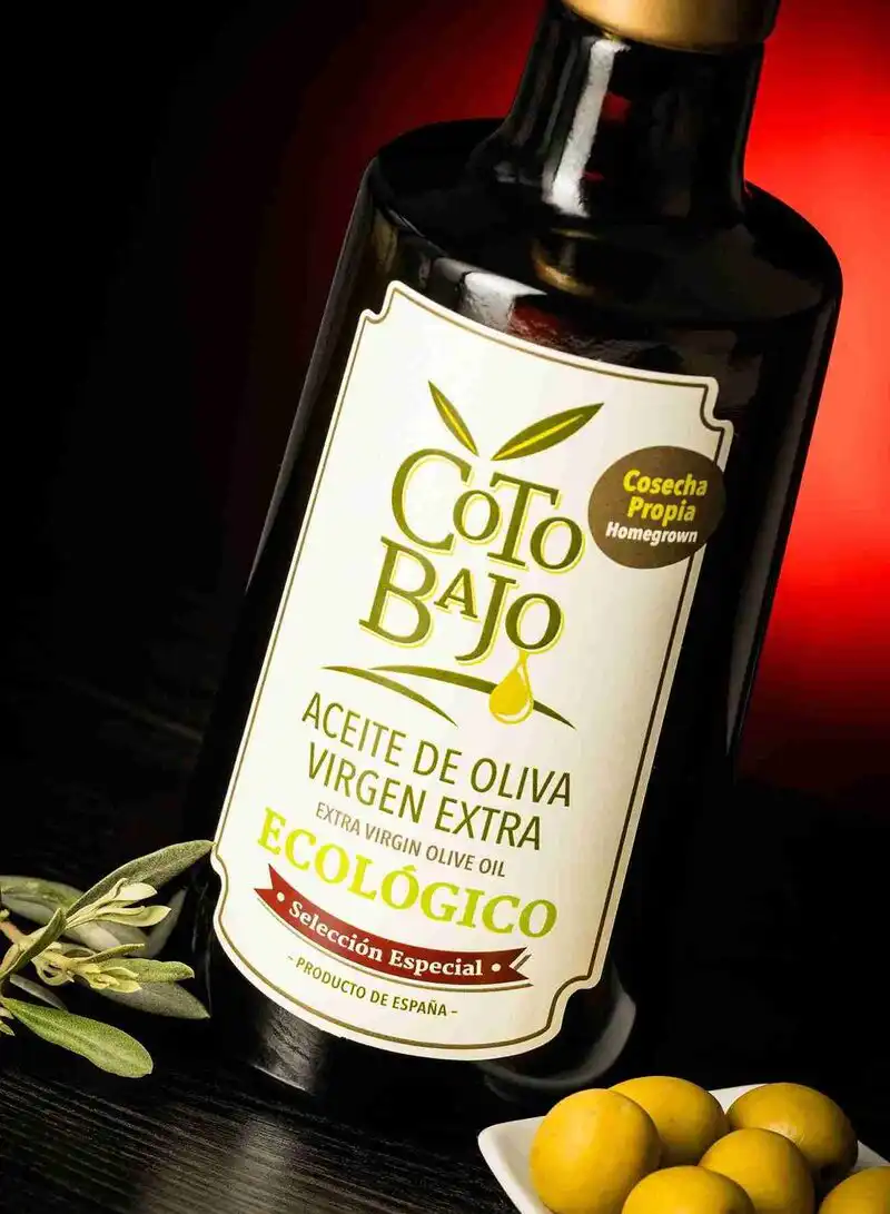Botella de aceite de oliva virgen extra ecológico Selección Especial 500 ml